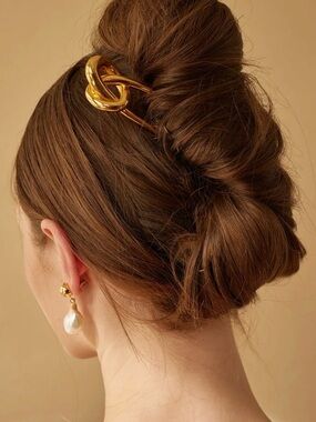 Korean brand Glossy Knot French Hair Pin
